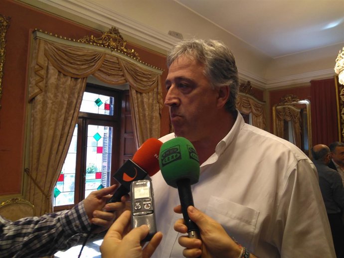 El alcalde de Pamplona, Joseba Asiron