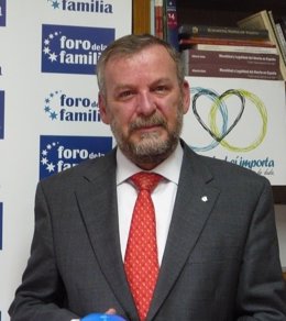 El Presidente Del Foro De La Familia, Ignacio García-Juliá,