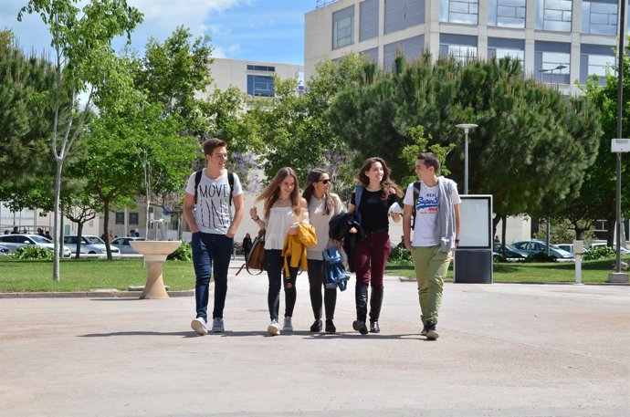 Alumnos en la Universitat Politècnica de València
