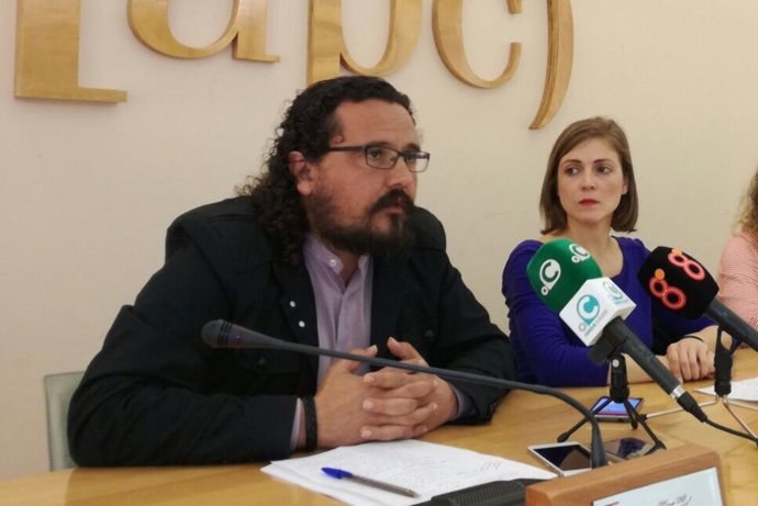 El coordinador provincial de IU, Fernando Macías