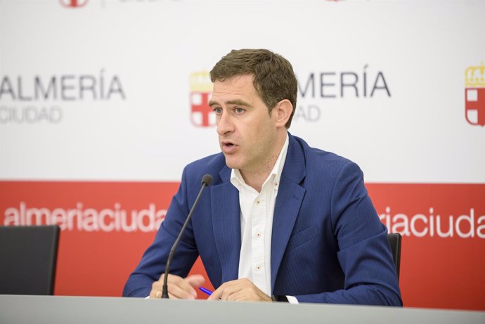 El primer teniente de alcalde de Almería, Miguel Ángel Castellón