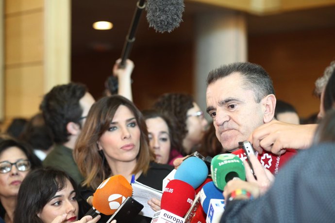 José Manuel Franco hace declaraciones tras el pleno de investidura de Garrido