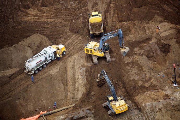Imagen de explotación minera de arena en Canadá. 