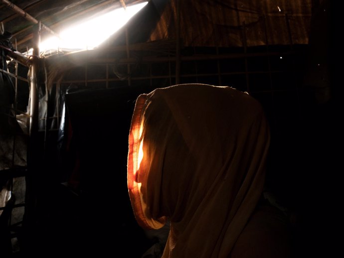 Adolescente refugiada rohingya en Bangladesh
