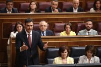 El PP ruega a Sánchez no acabar como Zapatero y el presidente les acusa de jugar de nuevo a confrontar territorios
