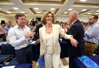 Cospedal, dispuesta a integrar a candidatos como Santamaría, pide no "abrir heridas" en el PP que no se puedan cerrar