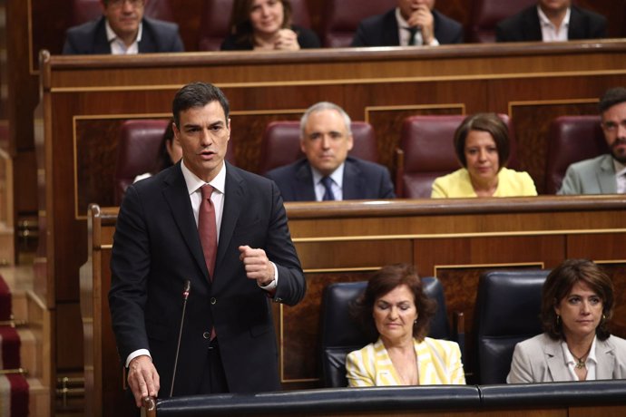 Pedro Sánchez en la sesión de control al Gobierno en el Congreso