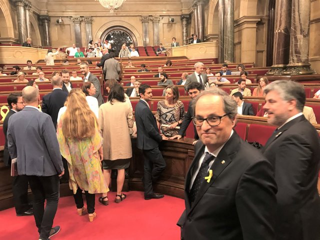El president de la Generalitat, Quim Torra, en el ple del Parlament