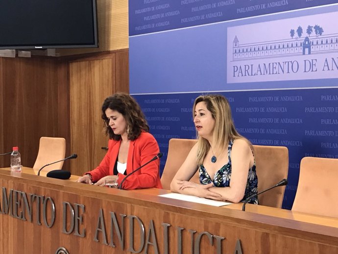 Esperanza Gómez y Carmen Lizárraga, portavoces adjuntas de Podemos Andalucía