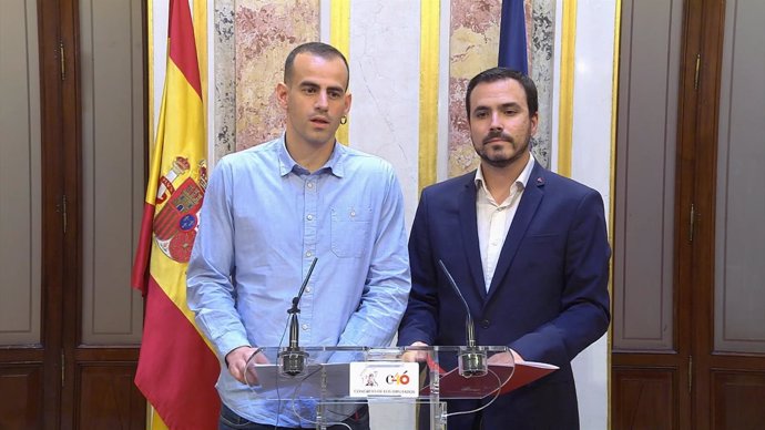 Alberto Garzón y Miguel Ángel Bustamante presentan preguntas sobre Casa Real