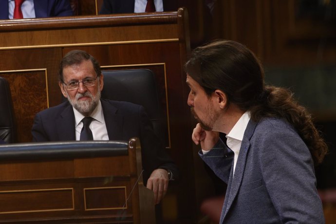Mariano Rajoy y Pablo Iglesias en el debate de la moción de censura
