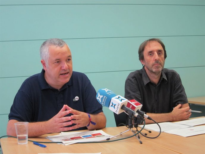  El Diputat Rafael Humet I El Gerent De Serveis D'Educació Jordi Plana