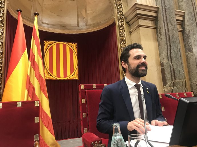 El president del Parlament, Roger Torrent, en el ple