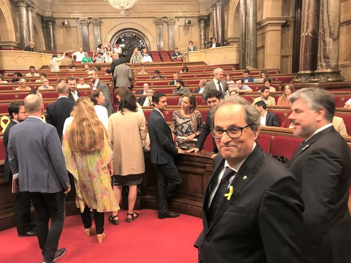 El president de la Generalitat, Quim Torra, en el ple del Parlament
