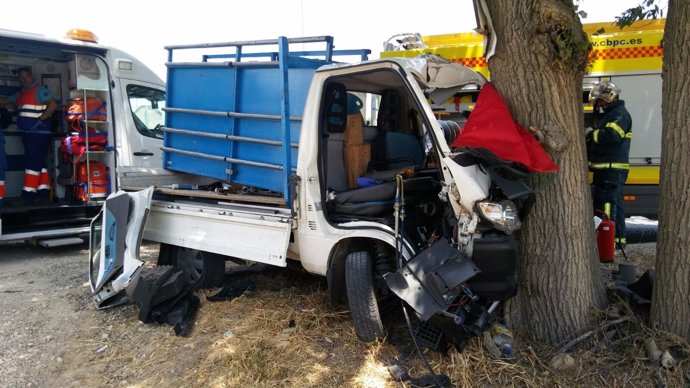 Camioneta accidentada en Chiclana