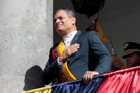 Correa permanecerá en Bélgica hasta que se den "garantías explícitas" para su defensa legal
