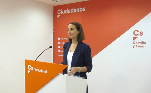 Pilar Vicente en la sede de Cs Castilla y León