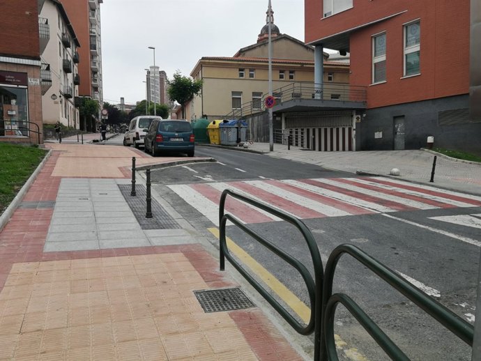 Calle renovada en Barakaldo