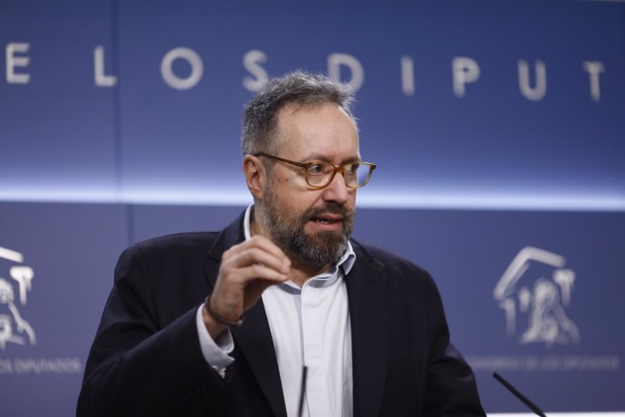 Rueda de prensa de Juan Carlos Girauta en el Congreso