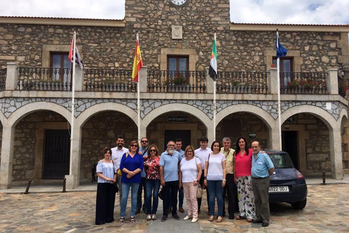 Reunión del equipo de Gobierno de la Diputación de Cáceres en Plasenzuela
