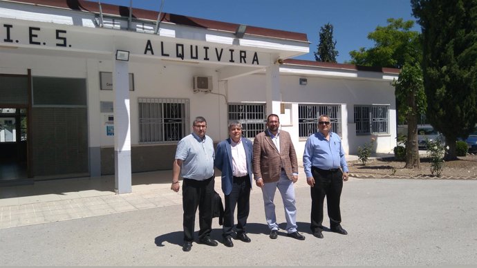 Visita al instituto de Educación Secundaria Alquivira