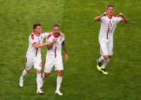 Serbia quiere escalar la roca alpina suiza