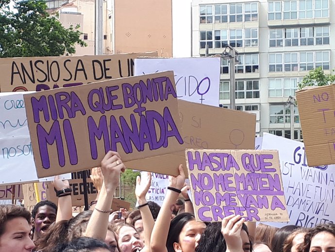 Manifestación de estudiantes contra la sentencia de La Manada
