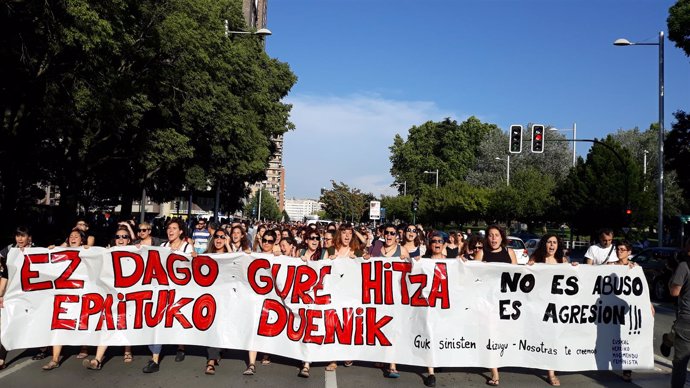 Manifestación en Pamplona contra la libertad provisional de La Manada.