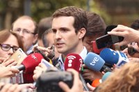 Casado: "No hay que coleccionar el apoyo de personas relevantes, sino votos de los afiliados y de las bases"