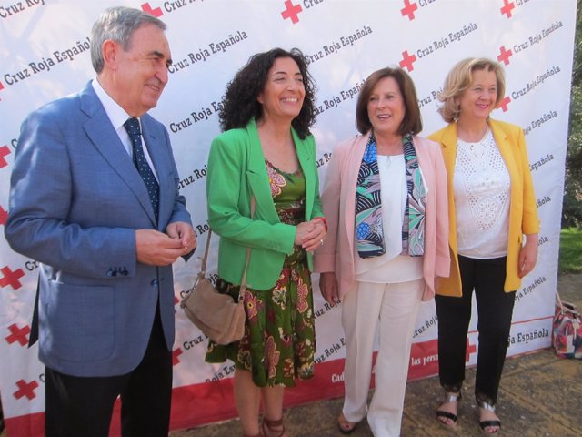 Encuentro de Cruz Roja sobre voluntariado  y mayores                          