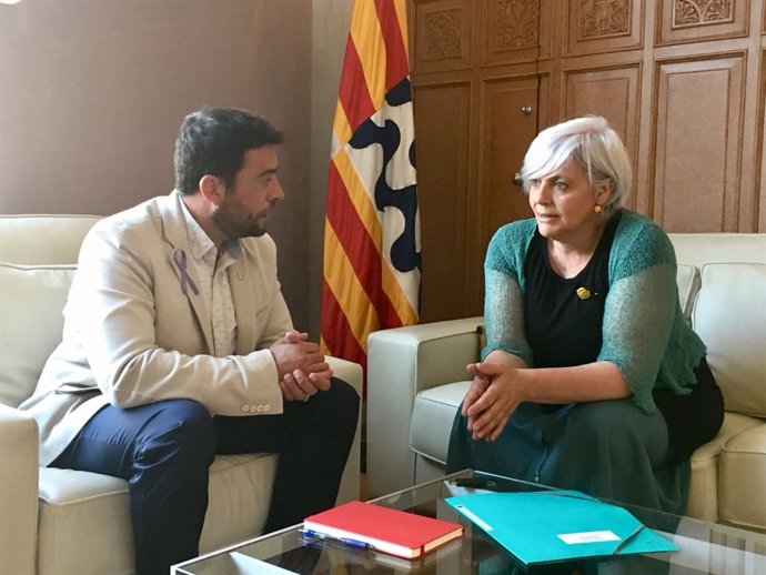 Primera reunió d'Álex Pastor i Dolors Sabater