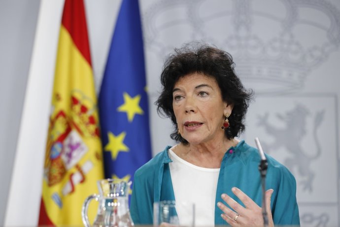 Roda de premsa de la portaveu del Govern, Isabel Celaá, després del Consell
