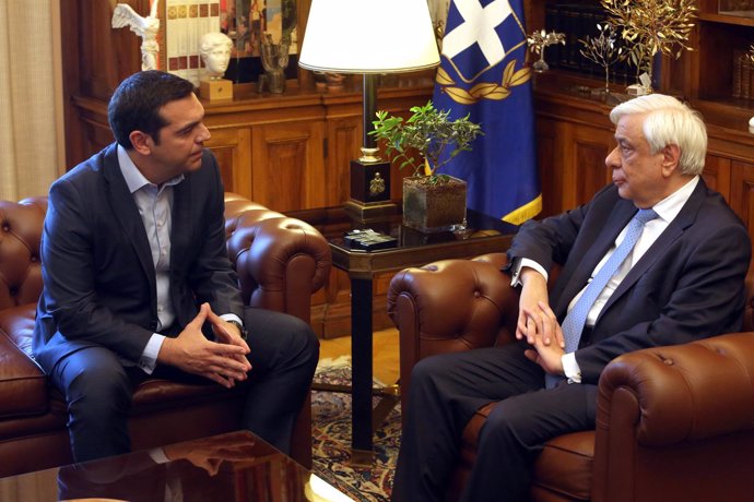 Alexis Tsipras y Prokopis Pavlopoulos 