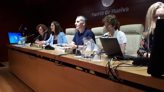 [Grupohuelva] 1 Nota Y 1 Foto Junta