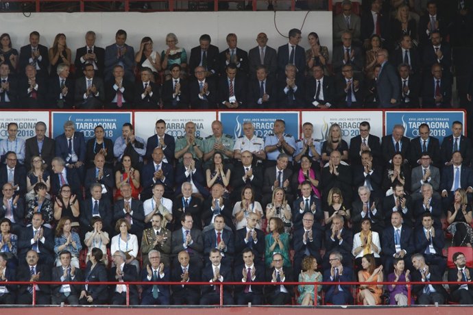 El Rei, Pedro Sánchez i Quim Torra en els Jocs del Mediterrani