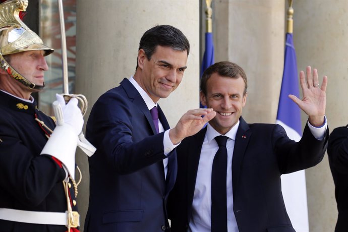 Sánchez y Macron, reunidos en Francia