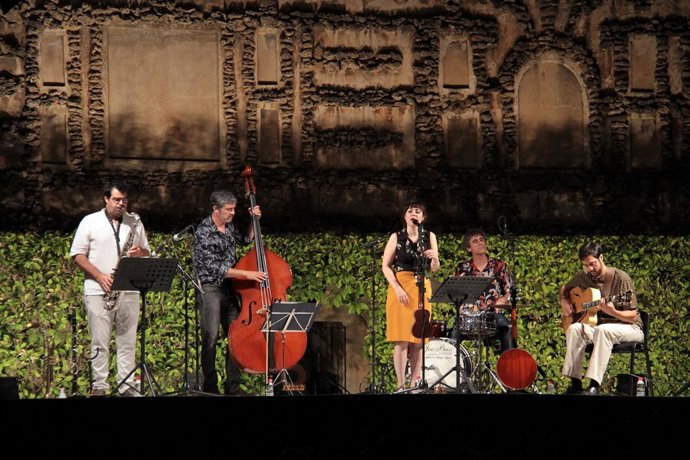 Actuación en las Noches en los Jardines del Real Alcázar de Sevilla
