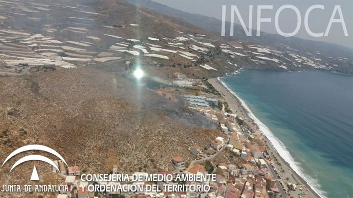 Incendio declarado en el paraje de Gualchos