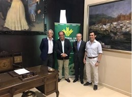 Caja Rural firma un convenio con Fexpadel