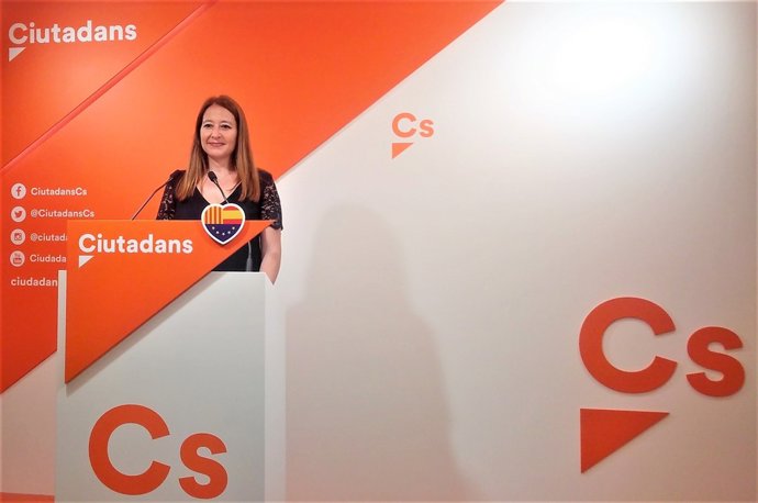 Sonia Sierra, Cs