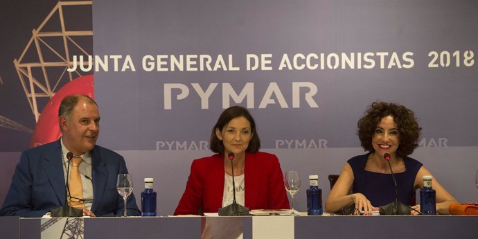 La ministra de Industria, Reyes Maroto, en la asamblea de Pymar
