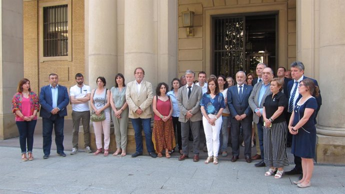Concentración frente a la Delegación del Gobierno en Aragón