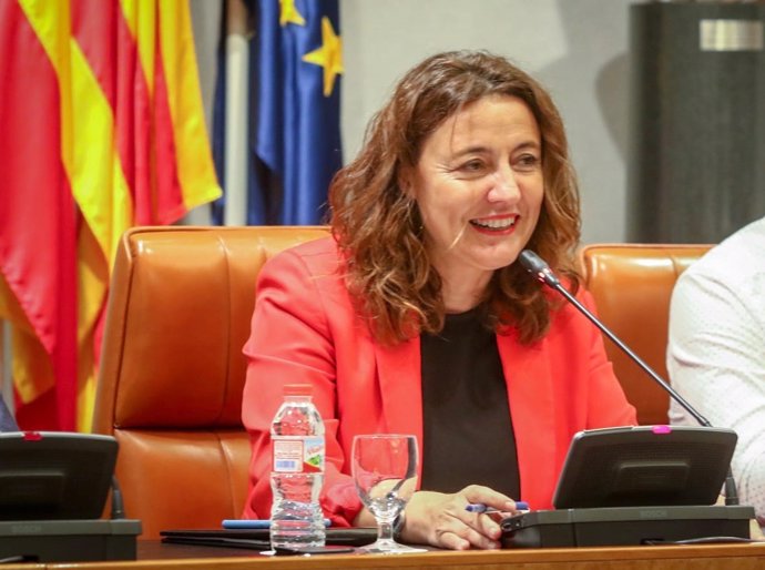 Mercè Conesa en su renuncia como presidenta de la Diputación