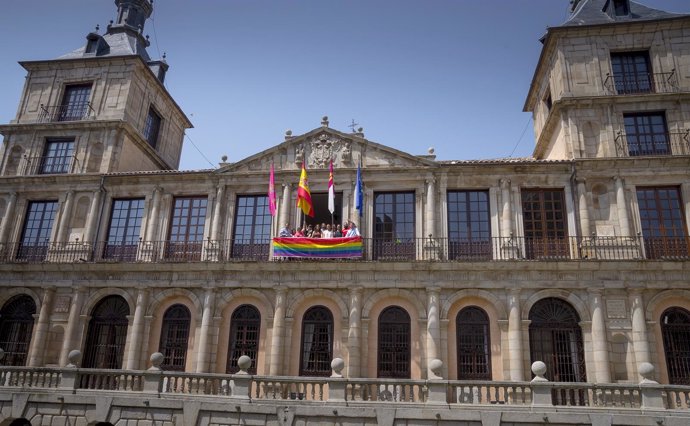 Np/Fotos: El Ayuntamiento Impulsa La Celebración De Toledo Entiende 2018 En Su C