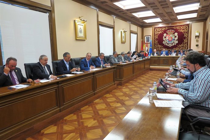       Pleno De Diputación De Ávila 25-6-2018                         