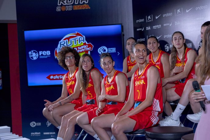 Alba Torrens y la selección española femenina de baloncesto