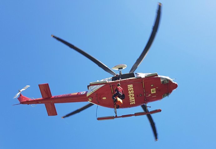 Rescate de senderistas perdidos en el monte de Valmeo