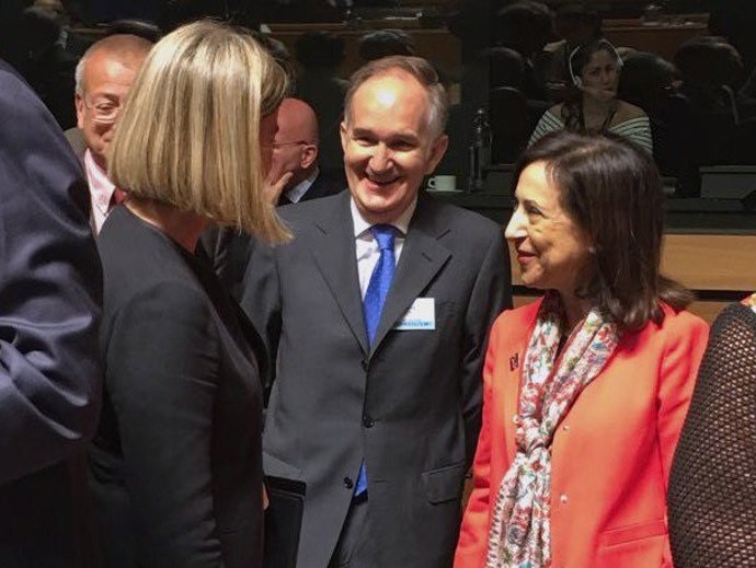 La ministra de Defensa, Margarita Robles, en Luxemburgo
