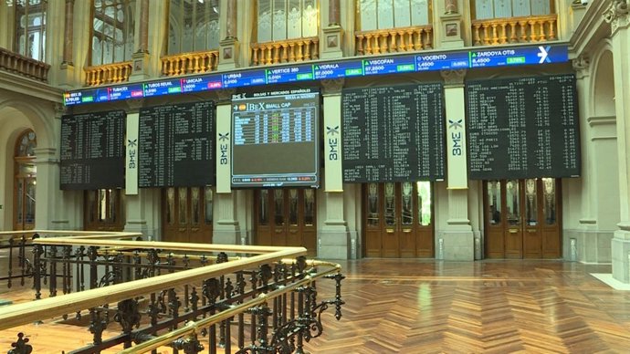 Imágenes de la apertura de la Bolsa de Madrid