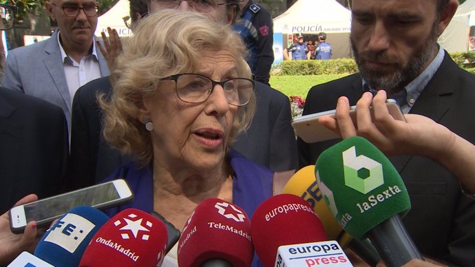 Carmena destaca que Ayuntamientos son "primera línea de acogida"